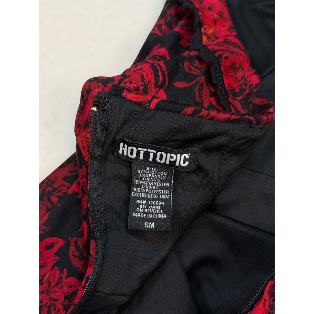 Hot Topic Red Rose Floral Halter Dress Black Tulle Rockabilly Goth‎ Small Pin Up - Picture 6 of 7